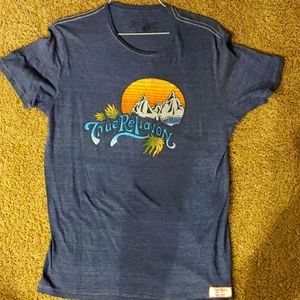 True Religion shirt